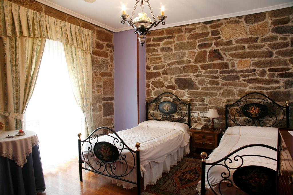 Hotel Pousada Vicente Risco Кастро-Кальделас Екстер'єр фото